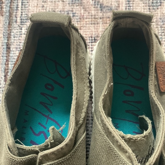 Blowfish Malibu Canvas Slip On’s - Picture 5 of 6